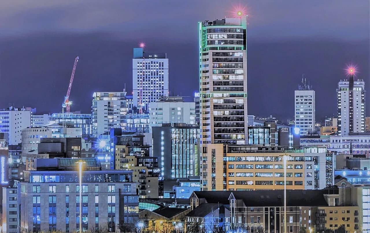 Leeds architecture and local landmarks