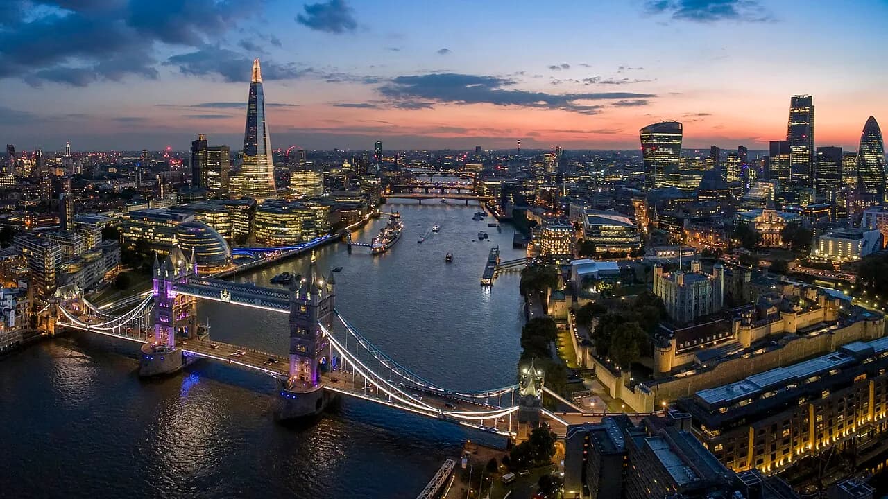 London architecture and local landmarks