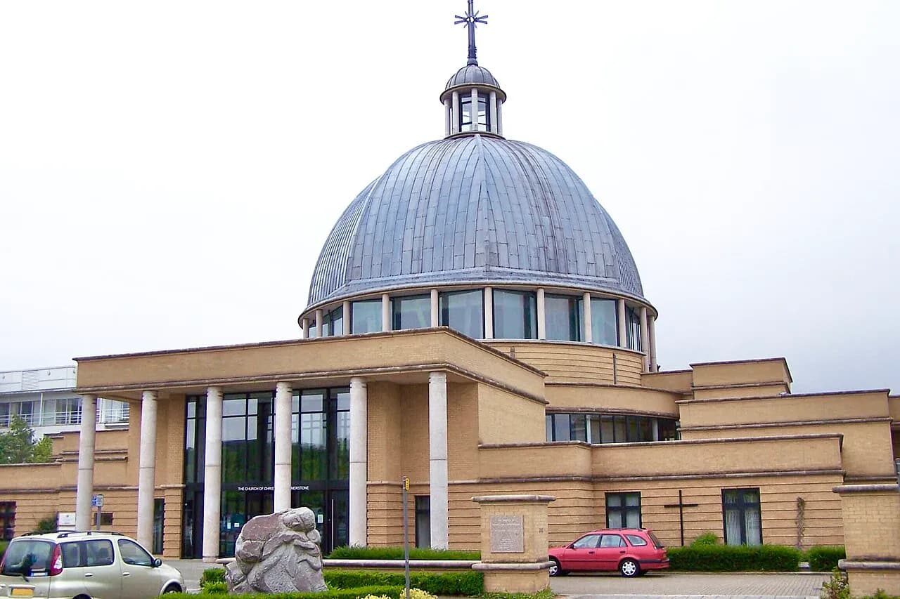 Milton Keynes architecture and local landmarks