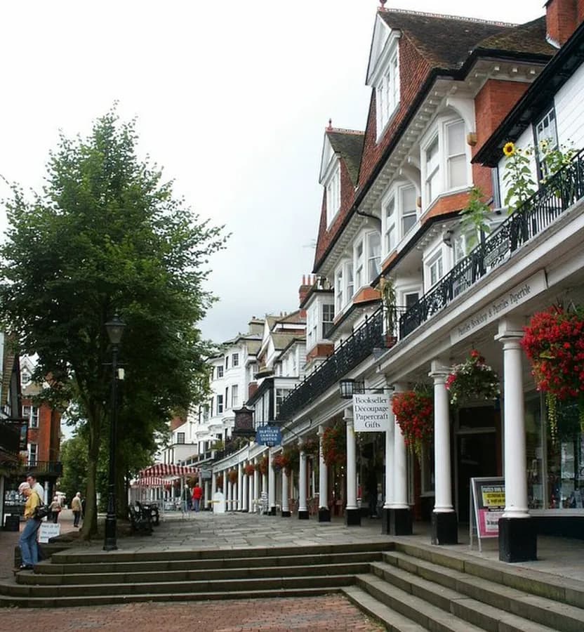 Royal Tunbridge Wells architecture and local landmarks