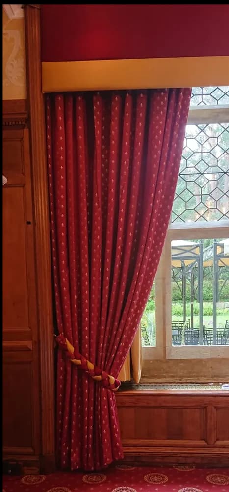 Hotel- Pelmet and Curtain